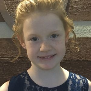 Meet your Posher, Alicia